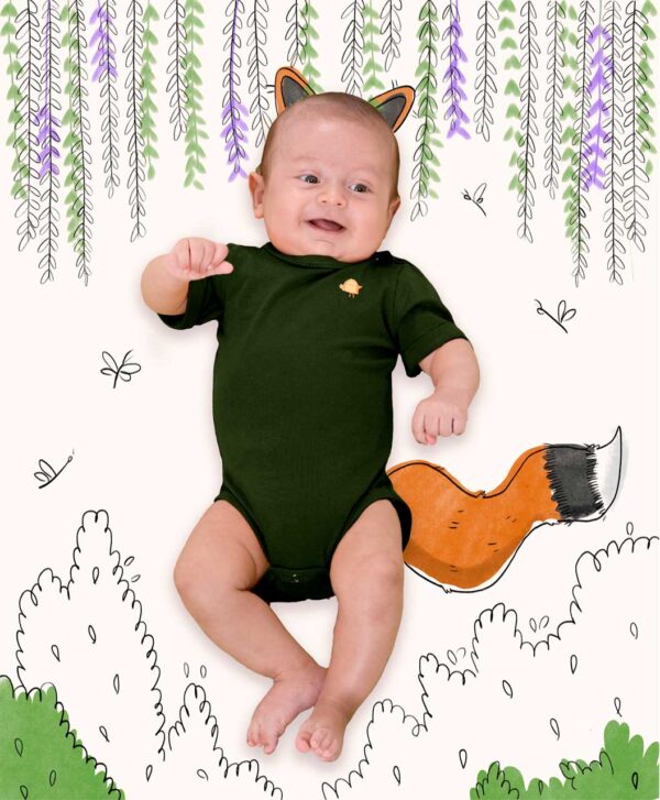 baby onesies, gender neutral baby onesie, red, cotton onesie, baby bodysuit, cotton onesie, twibbles basics, flexibility and comfort